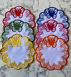 Altılı Kelebek Desenli Nakışlı Sunum Peçetesi Seti